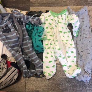 Preemie boy clothes (lot)